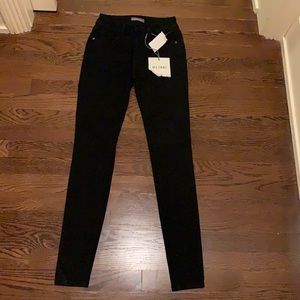 DL1961 BLACK JEANS